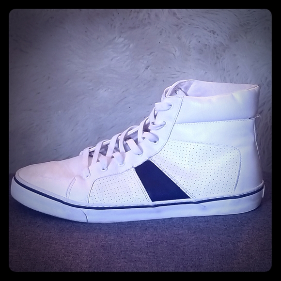 old navy white sneakers